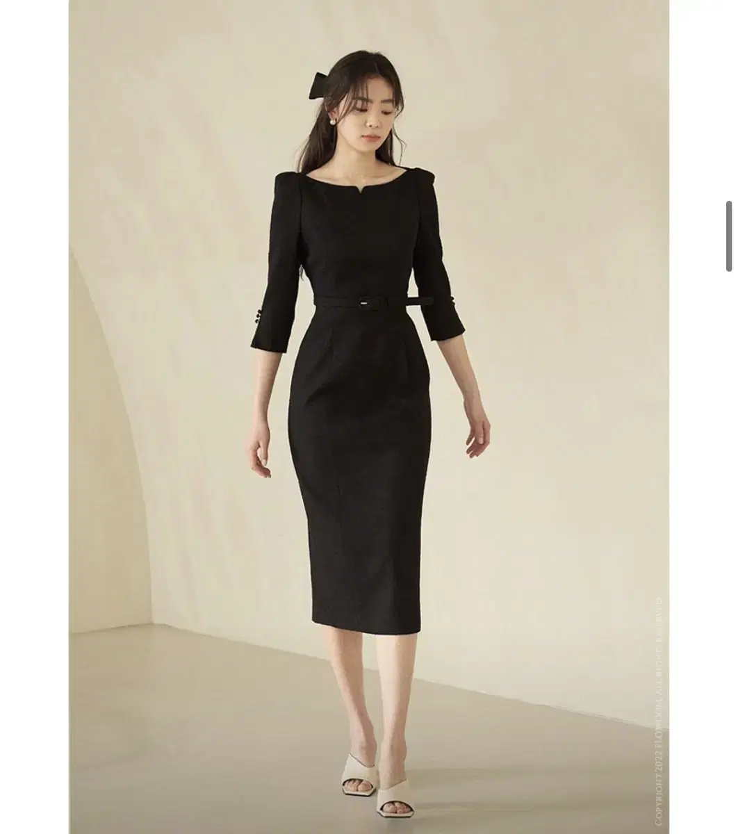 플로움 classic diana dress (블랙)